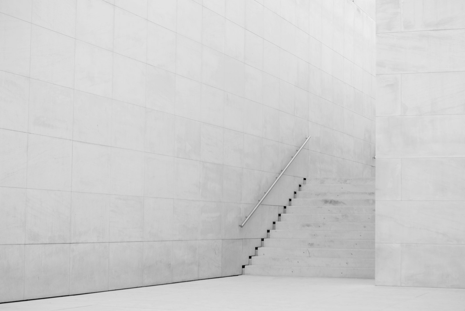 White concrete staircase at CaixaForum Barcelona